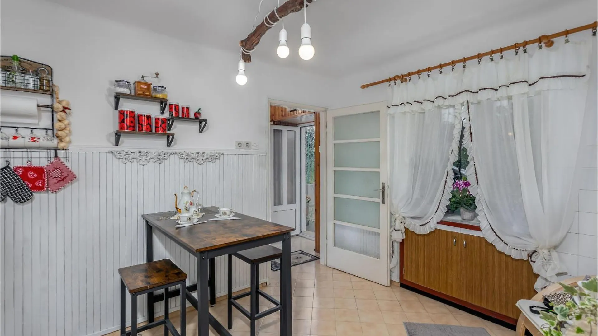 Pet Friendly Home In Rijeka With Kitchen
