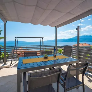  Ferienhaus Matea By Interhome
